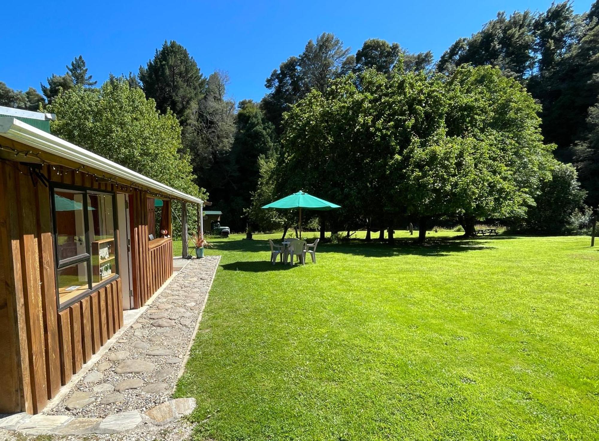 River Song Retreat Golden Bay Takaka Exterior foto